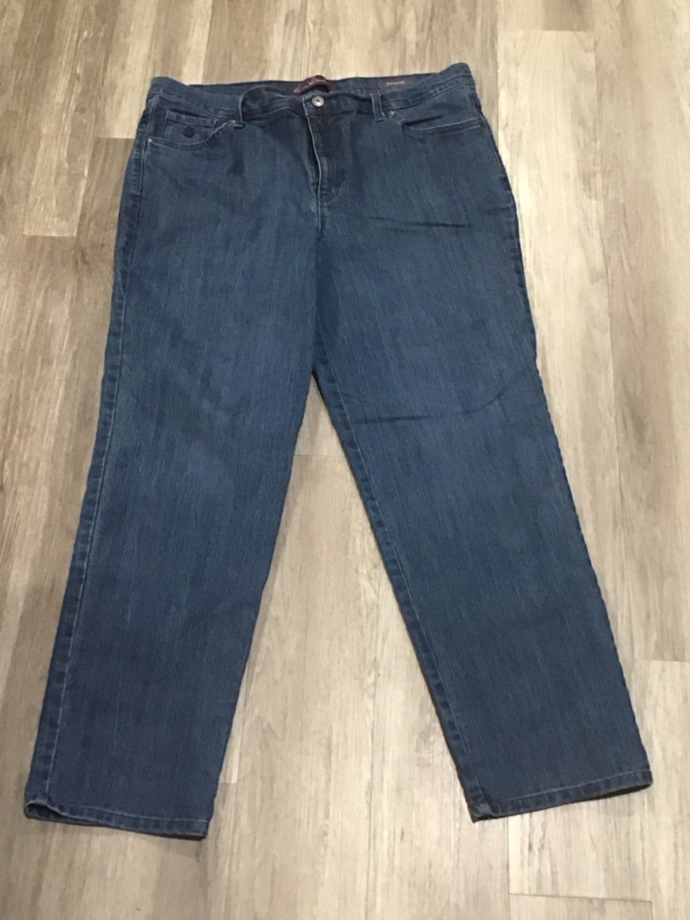 Gloria Vanderbilt Indigo Straight-Leg Jeans